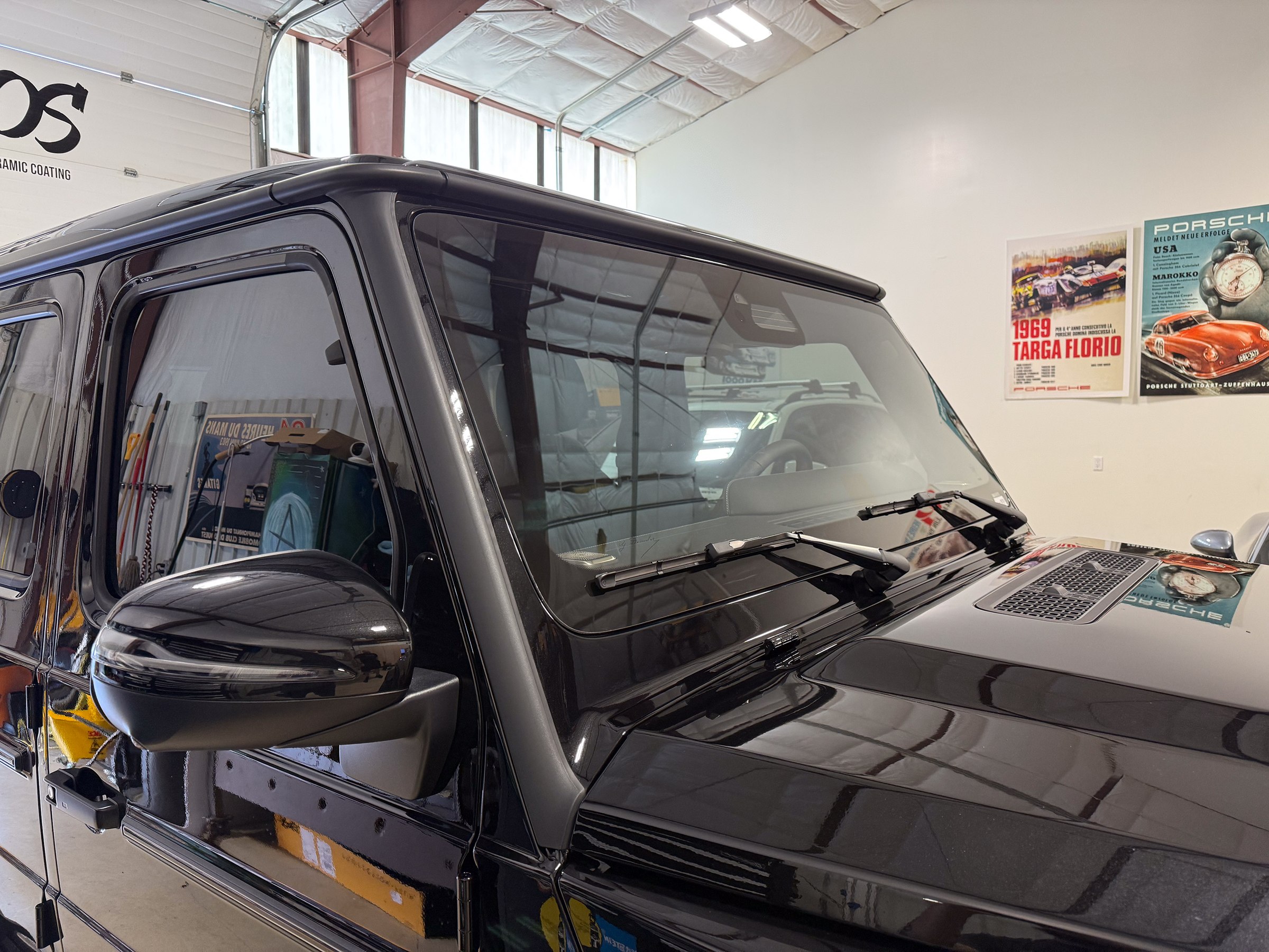 Windshield and side glass of a black Mercedes-Benz G-Class inside Auto Vos Windshield and side glass of a black Mercedes-Benz G-Class inside Auto Vos
